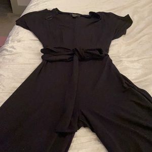 Black Stretch/ Cropped Jumpsuit Forever 21